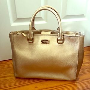 MOVING SALE! EUC Michael Kors Purse Bundle